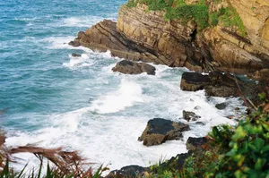 Ghé thăm 8 bãi biển xanh ngát  tại Cô Tô
