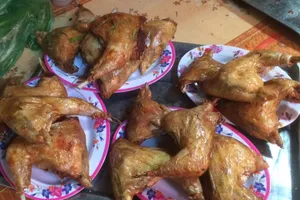 Khám phá 7 quán gà tươi tại thành phố Uông Bí cực kỳ ấn tượng