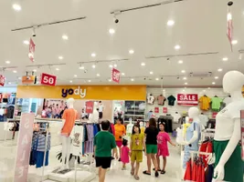 Cẩm nang 4 shop quần áo nữ tại Yên Bái cực hot trend