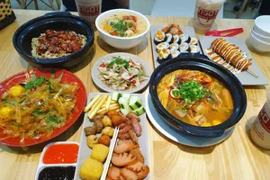 Tổng hợp 11 quán ăn vặt ngon tại Quảng Trị