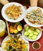 Lưu ngay 11 quán bánh tráng trộn tại TP Nha Trang Khánh Hòa nổi tiếng